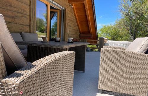 Zagorje ob Savi Apartment | Zerko Holiday Apartment Janko with a private outdoor jacuzzi for FREE