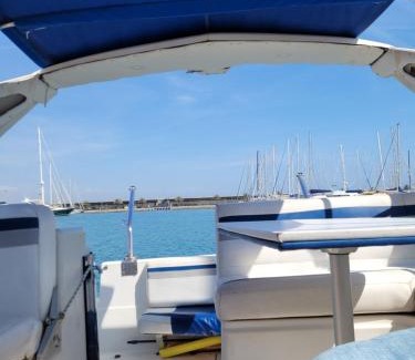Poblats Maritims Boat Rental | Zeus