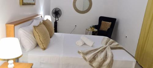 Praia Apartment | Zeyden Place Apt