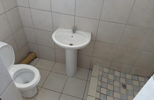 Wynberg House | Zihlalele 24hours Guest House