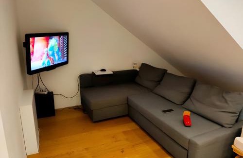 Farmsen - Berne House | Zimmer 31qm inkl. Duschbad