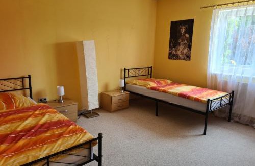 Karsdorf House | Zimmer in Ferienwohnung Bühler