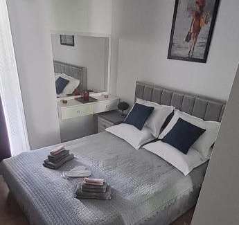 Scheia Apartment | Zlata Imperium Residence 12profi