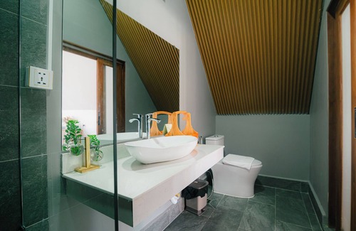 Kampot Resort | Zodiac Bungalows