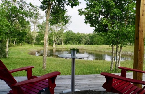 Round Top Cabin | Zoe Cabin - Black Dog Cabins - Round Top, TX