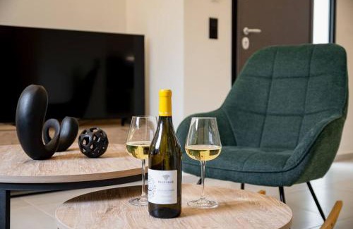 Heraklion Apartment | ZoelGrek Luxury Suite 1