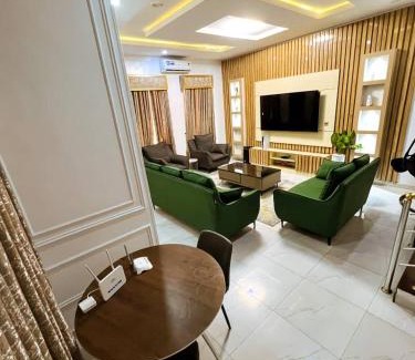 Ajah Apartment | Zorah's House & Luxury Apartment
