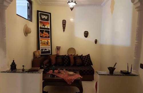 Menara Apartment | Zwina Appart, A Small, Cozy Family Nest