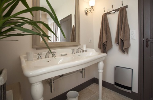 Condom Bed & Breakfast | Maison d'hotes de Charme Les Bruhasses