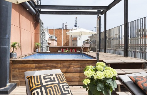 el Fort Pienc Apartment | My Space Barcelona 6 Apart. with pool near the Cathedral up to 48 pax.