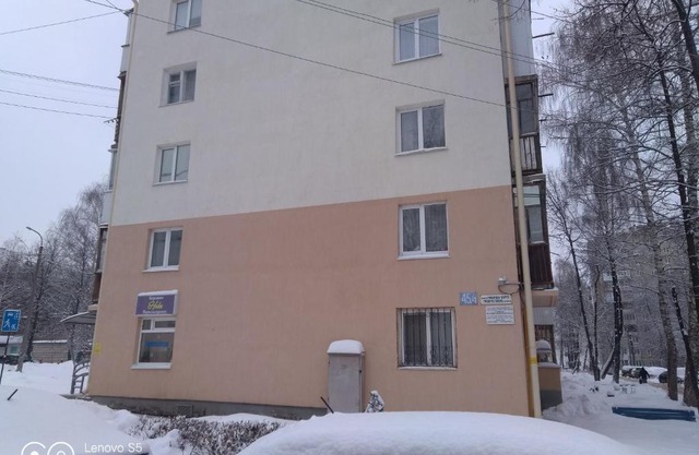 Удобная квартира в тихом районе по ул. Рихарда Зорге ( Дворец спорта)
