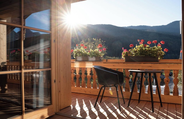 03 Michl, 85 sqm, 2 bedrooms, balcony, sauna, tiled stove
