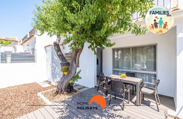 #047 Almond Tree by Home Holidays