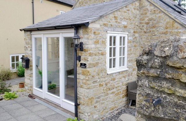 1 bedroom accommodation in Beaminster