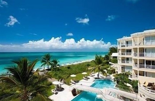 1 Bedroom Direct Oceanfront Condo at Windsong on the Reef