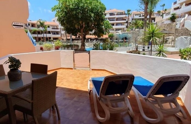 121 Albatros, spacious terrace, pool view