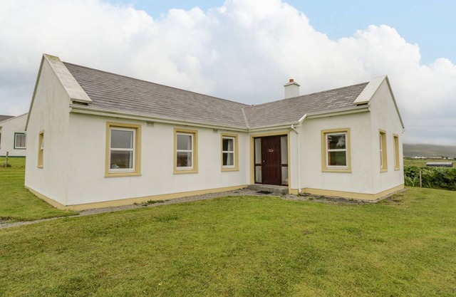 13 TRAWMORE COTTAGES, pet friendly in Keel, County Mayo