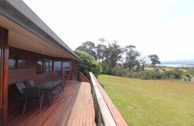 14 Mirrabooka Road Mallacoota