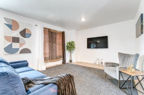 17 Mi to Denver Zoo Family-Friendly Aurora Home