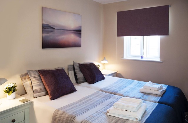2 Bed, 2 Bath Apt near Wellingborough Free Parking
