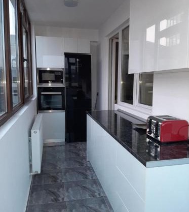 2 Bed-AirCon-Free Parking-City Centre