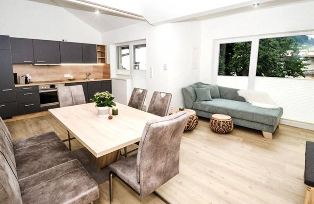 2-bed apartment with balcony and terrace - Appart-Pension Schnöll 4 *