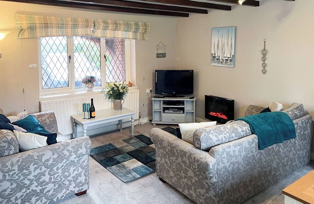 2 bedroom accommodation in Addlethorpe
