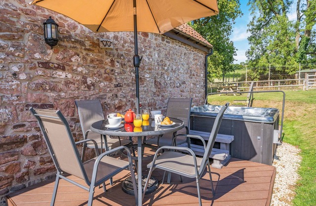 2 bedroom accommodation in Chepstow