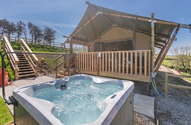 2 bedroom accommodation in Lynton