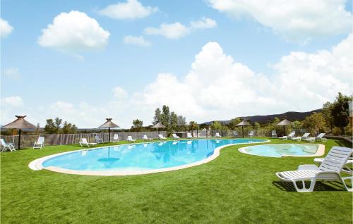 2 Bedroom Awesome Home In Grospierres