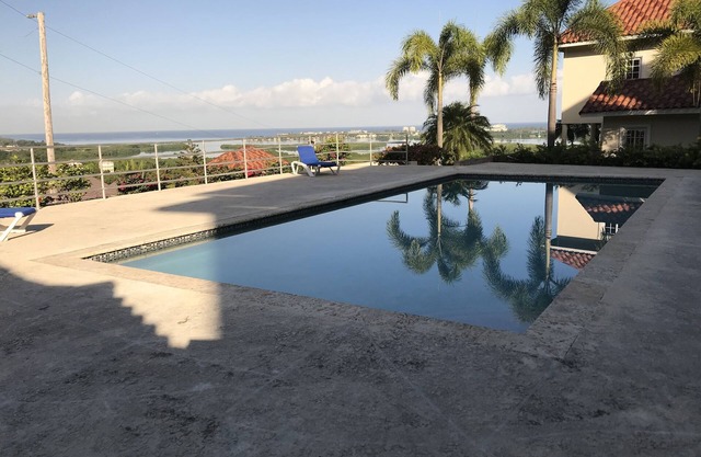 2 bedrooms Panoramic Seaview condo villa with pool