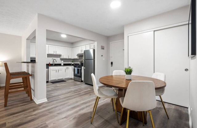 208 - Apt near OSU | Gym Access & Free Parking