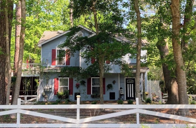 2BR/1BA-Tybee Beach & Historic Downtown-Minutes Away-Pet OK