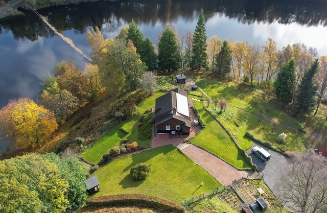 3 bedroom accommodation in Loch Tummel