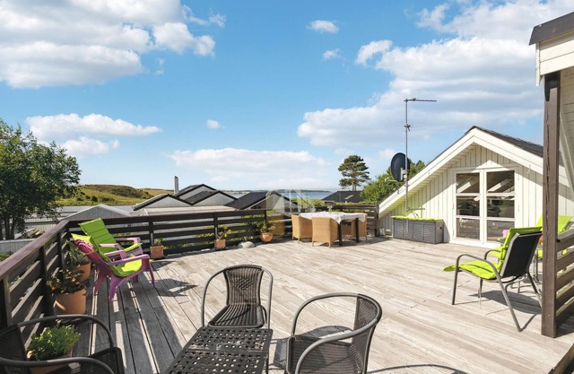 3 bedroom cozy home in Knebel