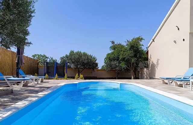 3 bedroom gorgeous home in Nadin