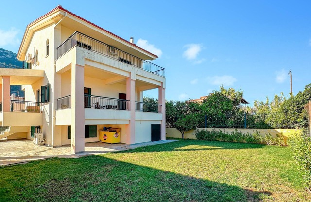 3 bedroom nice home in Xylokastro