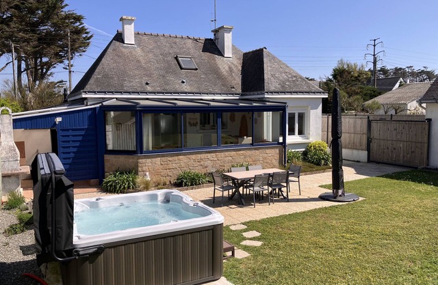 3* house with jacuzzi in Penthièvre, near beaches