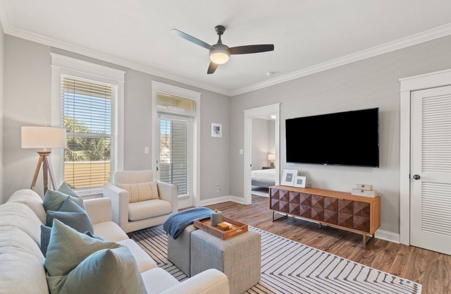 30A Beach Retreat: Pool View Balcony, 2 min to Beach