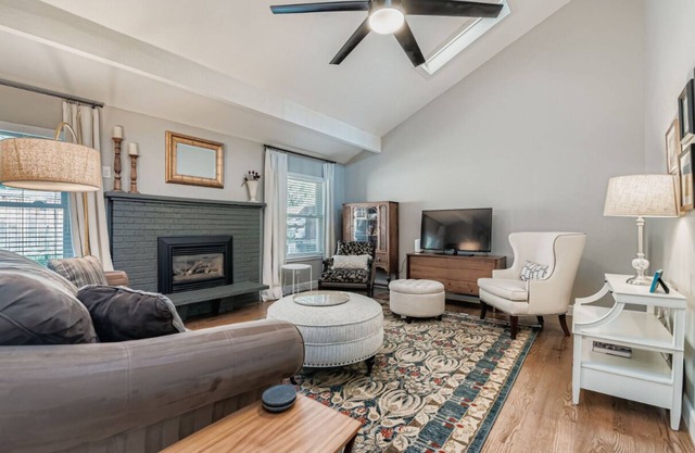 3BDR Townhome in Central Boulder w/Office