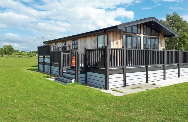 4 bedroom accommodation in Langworth