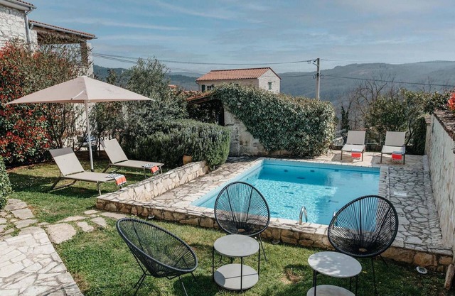4 bedroom accommodation in Motovun