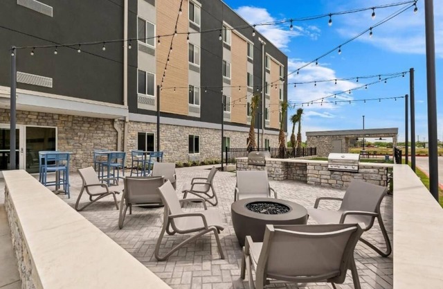 4 Peaceful Suites | King Size Bed | Patio with BBQ