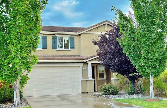 4Bedroom/Long Driveway/9 Beds/6TVs/Sleeps16