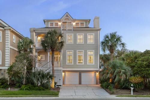 4BR Coastal Retreat w Balcony Outdoor Shower Beach Access in Isle of Palms’ Exclusive Ocean Point Community Ocean Point Haven by AvantStay
