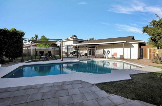 4BR Tempe Home w/Pool Heating Option Available!