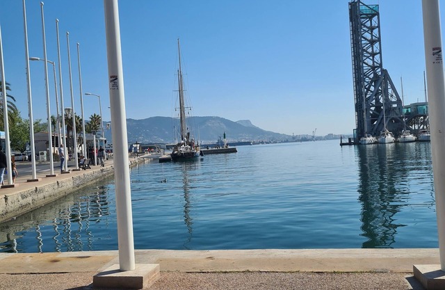 5 person apartment, ground floor, terrace, walking distance to the sea, secure residence