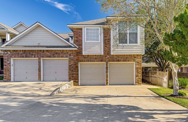 6 Mi to Texas A&M: Home w/Fenced-In Yard