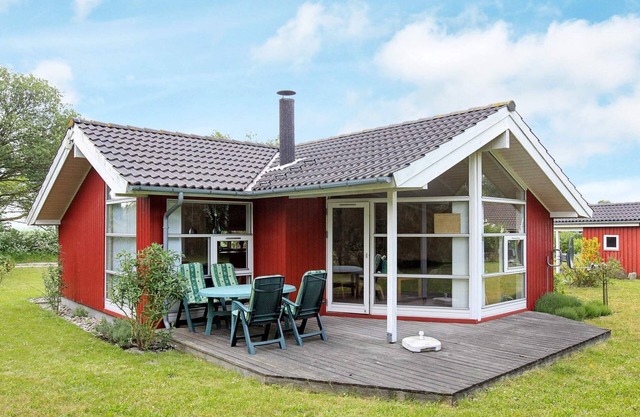 6 person holiday home in Nakskov