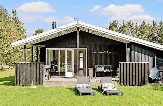 6 person holiday home in Hals-By Traum